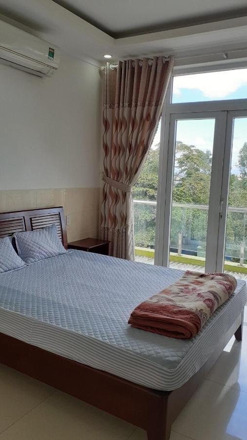 Nhà nghỉ Bình Yên Pleiku Esterno foto